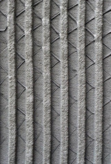 Cement screed on metal mesh