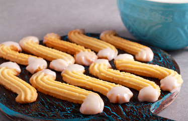 Vanilla biscuits with glaze on tops