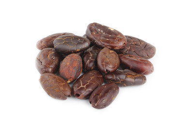 cacao beans isolated