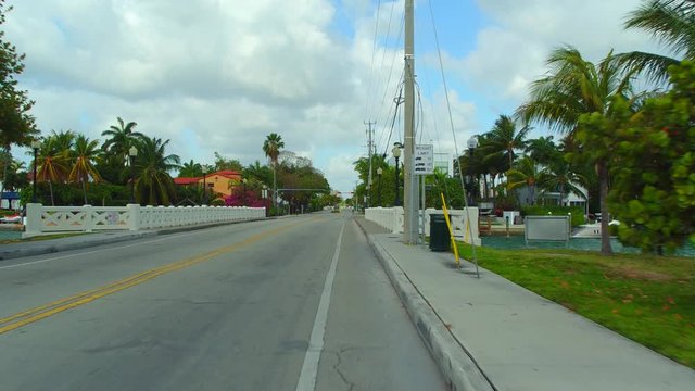 Rivo Alto Drive east Venetian Causeway