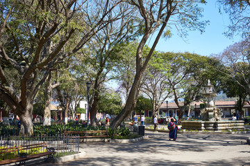 Central Park of Antigua Guatemala / Life at famous fountain in Antigua