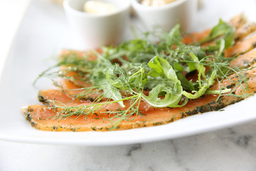 Smoked salmon gravlax with bread