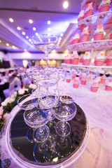 champagne glasses wedding 