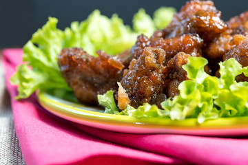 wok fried chicken stir fry with sweet peppers and chinese vegetables