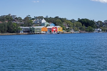 alte Werftgebäude in der Bucht von Sydney