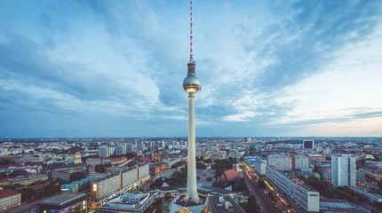 Foto auf Acrylglas Berliner Skyline mit Fernsehturm am Alexanderplatz bei Nacht, Deutschland © JFL Photography