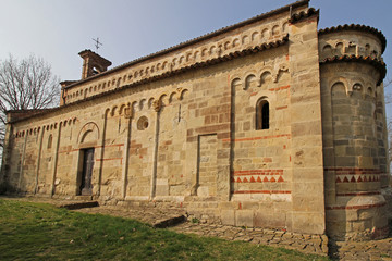 Fototapeta premium la chiesa romanica di San Secondo presso Cortazzone (Asti)
