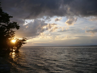 Fototapeta na wymiar Sunset on Ocean 