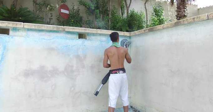 man repair pool
