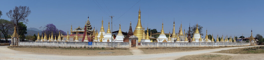 Fototapeta na wymiar Zaydigyi Pagoda