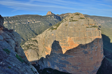 Pena Aman of the natural gateway Salto de Roldan in Aragon