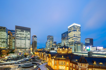 Fototapeta na wymiar modern buildings in midtown of tokyo at twilight