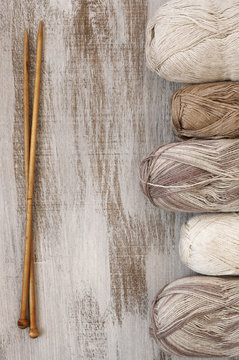 Cotton and linen yarn with needles