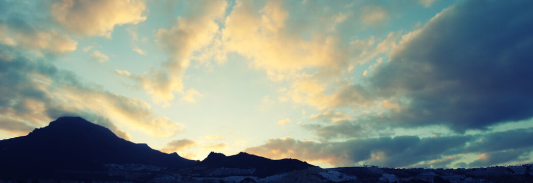 morning sky above mountains  