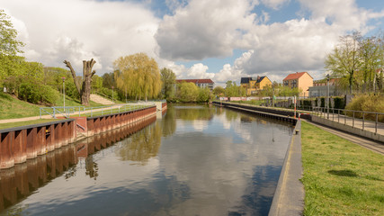 Fototapeta na wymiar Stadtkanal, Rathenow