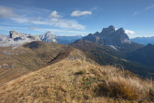 Wide view from the Mondeval top in Dolomites