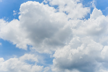 Fototapeta na wymiar Beautiful sky with white cloud with copy space