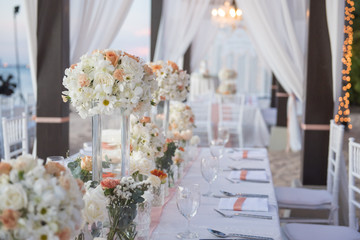 wedding The elegant dinner table on the beach