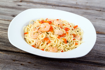 shrimp garlic pasta