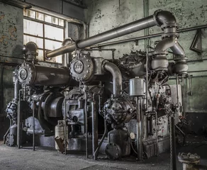 Foto op Plexiglas Grote machine in een verlaten fabriek © Richard