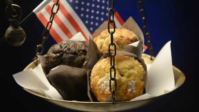 Muffin ಮಫಿನ್ Мъфин مافین マフィン מאפין Queque  Маффин Muffini  玛芬 Մաֆին 머핀 Plum cake Mafin Muffins Chokladmuffins