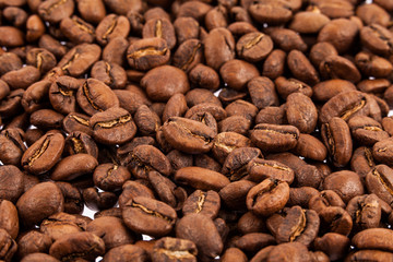 Roasted coffee beans