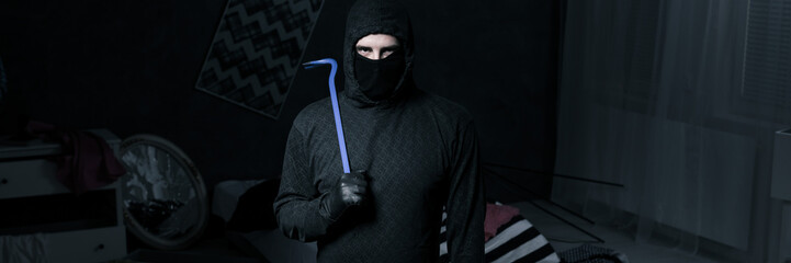 Burglar in apartment
