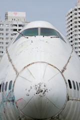 Abandoned Airplane,old crashed plane with,plane wreck tourist attraction,Old plane wreck