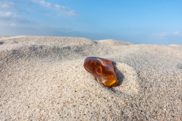 Obraz premium Bernstein Ostsee amber treasure