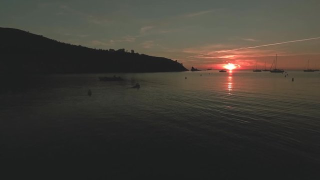 Coucher de soleil vue a&eacute;rienne drone