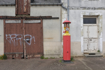 pompe à essence années 30