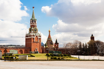 Fototapeta premium Moscow Kremlin, Spasskaya Tower (Saviour Tower), Russia 