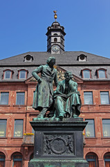 Fototapeta na wymiar Brother Grimm's statue in Hanau, Germany