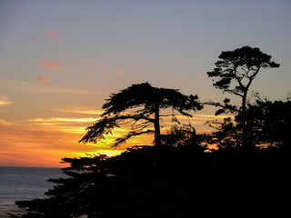 Fototapeta na wymiar Sun sets off central California coast