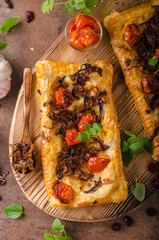 Puff pastry vegetarian pizza