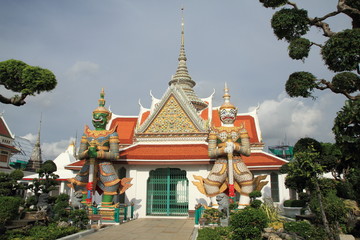 Fototapeta premium タイ、バンコクの寺院