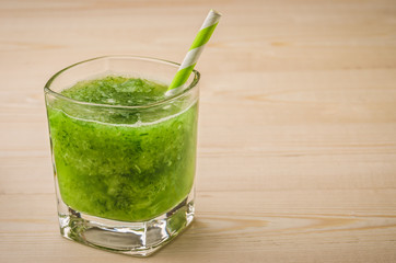 Fresh and healthy green cucumber cocktail/Fresh and healthy cucumber cocktail