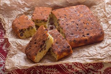 Semolina Cake with raisins