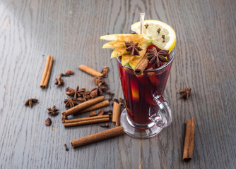 Fototapeta premium Fresh mulled wine, lemon, anise and cinnamon