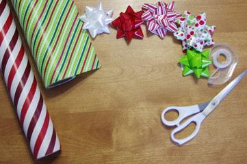 Christmas warping paper supplies