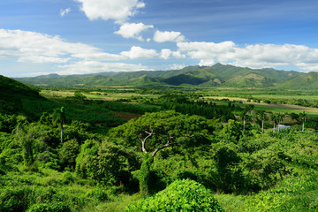 Fototapeta na wymiar Valle de los Ingenios valley near Trinidad city in Cuba