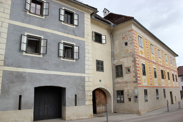 Fototapeta na wymiar Steiermark: Blick auf den Zehenthof und weitere historische Gebäude