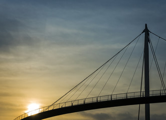 Fototapeta na wymiar Brücke für Fußgänger im Hafen von Sassnitz auf Rügen