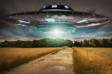 Schilderijen op glas UFO-invasie op planeet aarde landschap 3D-rendering © sdecoret