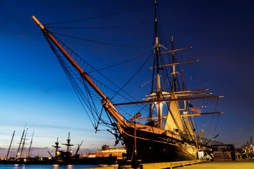 Fototapeta na wymiar Ship at harbor