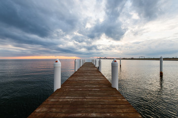 Fototapeta premium Hemingway Pier Next to the Bay Bridge outside of Annapolis Maryland at Sunset