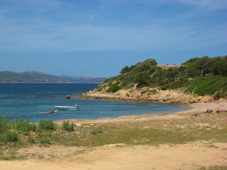 Fototapeta na wymiar Plage de Sant'Amanza-Santa Manza, Corse