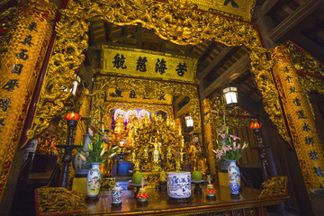 Fototapeta na wymiar Buddhist temple in Vietnam