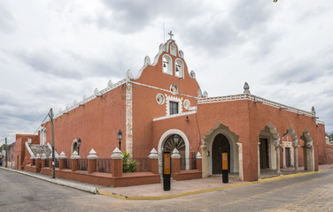 Obraz premium playa del Carmen church in Valladolid, Mexico