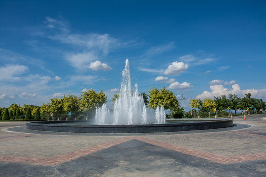  circus outdoor fountain with blue sky